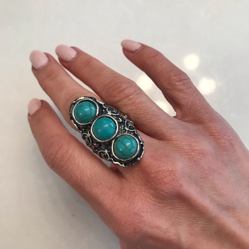 Vintage silver and turquoise statement ring
